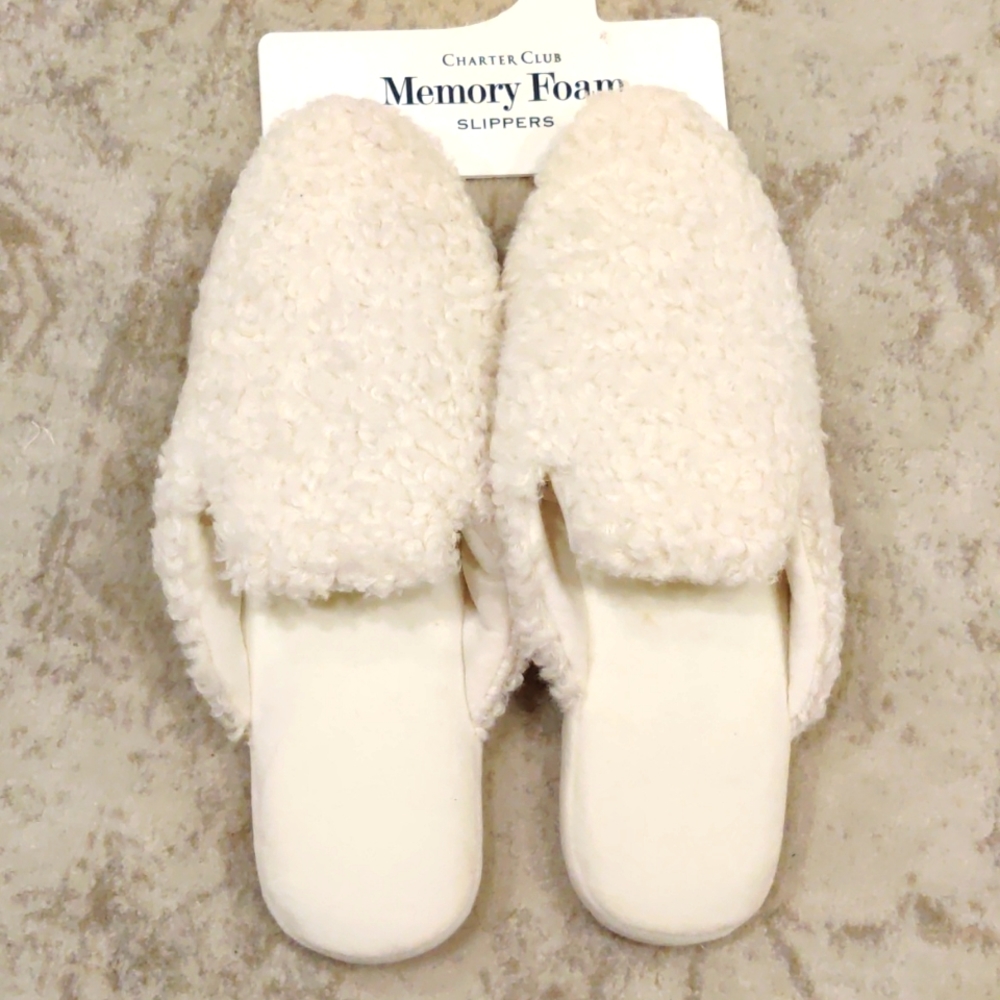 NWT Charter Club Memory Foam Slippers